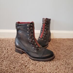 FreeBird liverpool leather ankle boot distressed black zip up 8